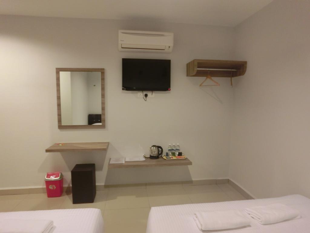 Nah Hotel Skudai Værelse billede