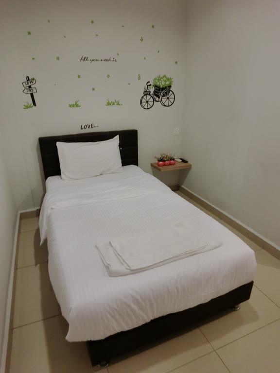 Nah Hotel Skudai Værelse billede